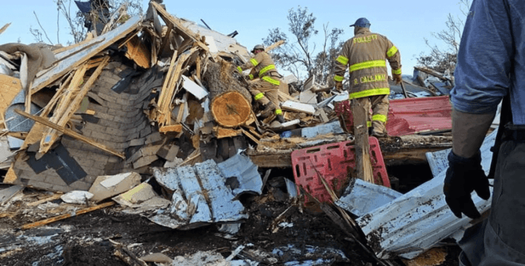 Yeni Zelanda'da felaket: Şiddetli rüzgarlar ülkeyi vurdu, 90 bin ev elektriksiz kaldı