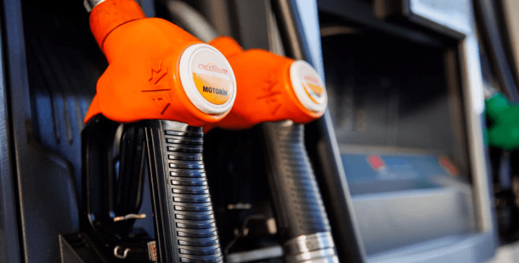 Akaryakıtta fiyat değişecek: Motorine büyük zam bekleniyor