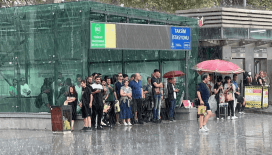 Meteoroloji'den kritik uyarı: Sıcaklık 7 derece düşüyor, kuvvetli yağış ve rüzgar fırtına şeklinde etkili olacak