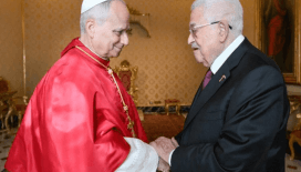 Papa, Filistin lideri Mahmud Abbas ile görüştü: Gazze için acil yardım çağrısı