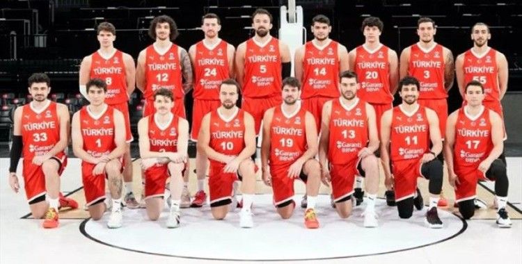 12 Dev Adam, Bosna Hersek’i farklı mağlup etti