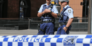 Avustralya'da Müslümanlara saldırı: Müslüman mezarlığına domuz başı bırakıldı