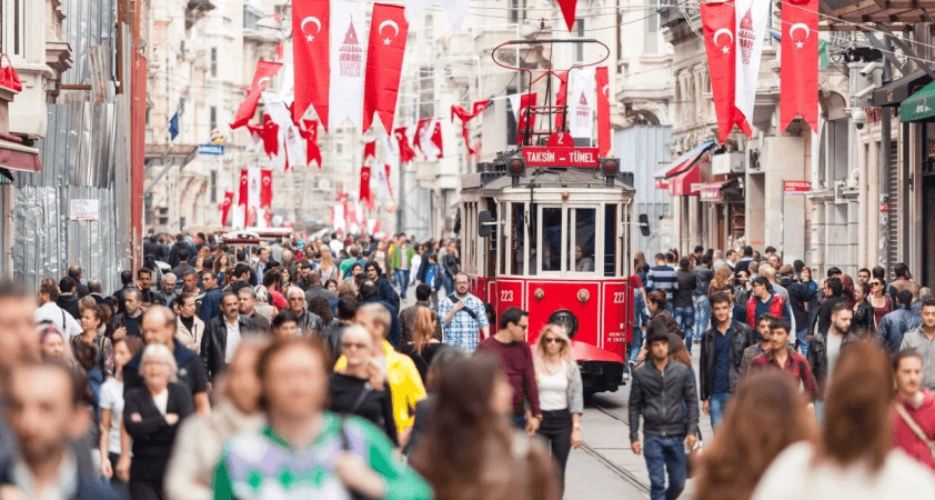 İstanbul'da dört kişilik ailenin yaşam maliyeti 106 bin lirayı aştı