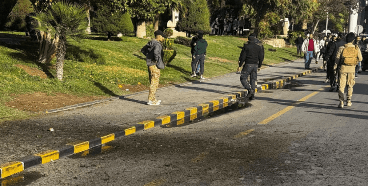 Suriye Cumhurbaşkanlığı Danışmanı 'SDG ile seçenekler daraldı' dedi, IŞİD üst düzey yetkilisi yakalandı