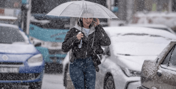 Meteoroloji’den 38 il için sarı ve turuncu kodlu kar alarmı: İstanbul’a ne zaman kar yağacak?