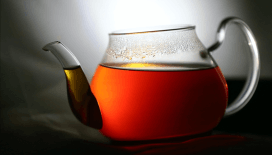 Araştırmaya göre düzenli çay tüketimi, yaşlı kadınlarda kemik sağlığına faydalı olabilir