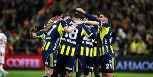 Süper Kupa'da finalin adı belli oldu: Galatasaray-Fenerbahçe