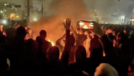 Amerikan basını: Trump, İran'a saldırı seçeneklerini düşünüyor, İran’dan peş peşe açıklamalar