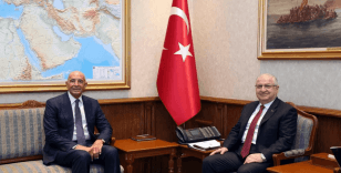 Milli Savunma Bakanı Güler, Tom Barrack’la görüştü
