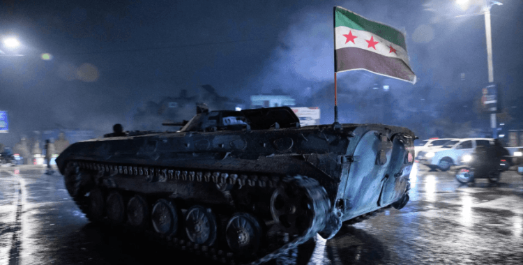 Suriye ordusu ikinci aşamaya geçti: Deyr Hafir bölgesine askerler girmeye başladı, YPG geri çekiliyor