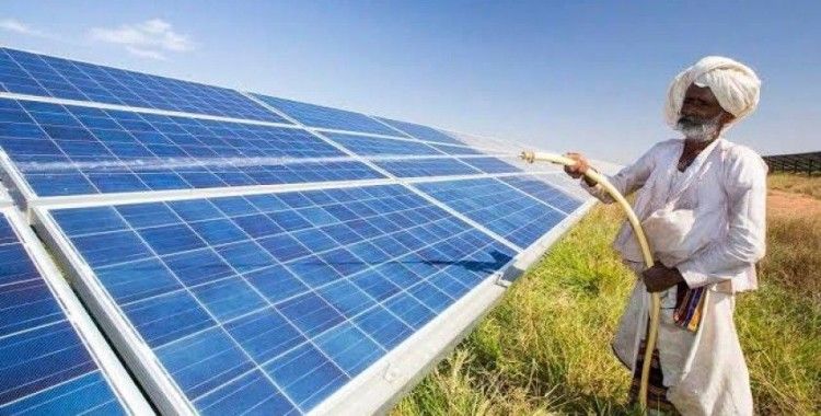 Hindistan’dan enerji hamlesi: BAE ile 3 milyar dolarlık LNG anlaşması imzalandı