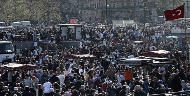 TÜİK araştırması: Mutlu olduğunu söyleyenlerin oranı yüzde 53,3'e çıktı