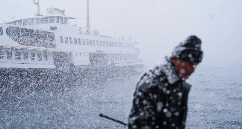 İstanbul’a kış geri dönüyor: Karla karışık yağmur uyarısı verildi