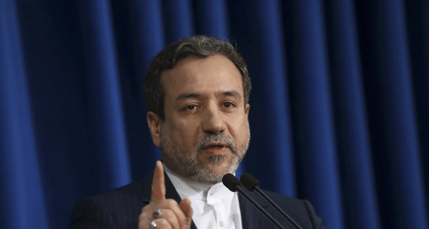 Arakçi: ABD, uluslararası sularda İran gemisini batırdığına pişman olacak