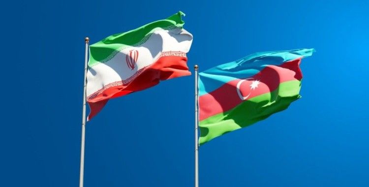 Azerbaycan İran’daki diplomatlarını geri çekti