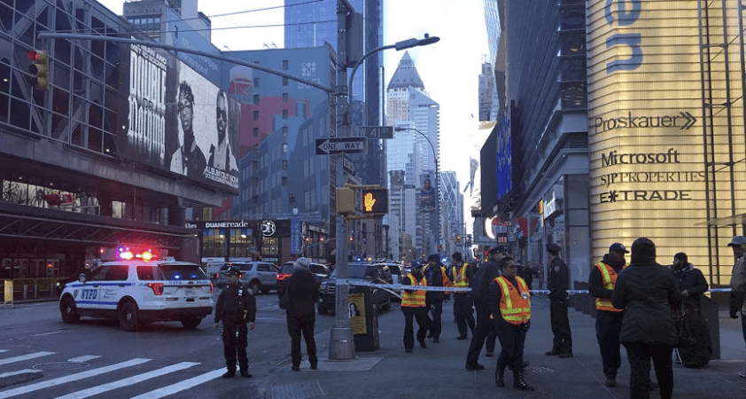 New York’ta protesto sırasında olası bombalı saldırı engellendi