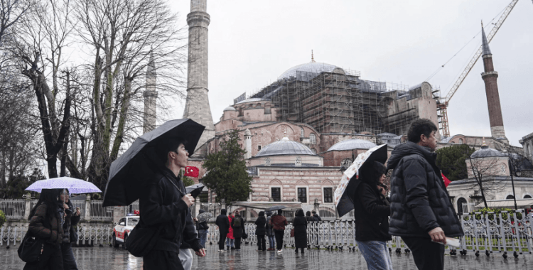 Meteoroloji duyurdu: Marmara dahil bazı bölgelerde sağanak ve fırtına uyarısı