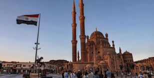 Enerji krizi büyüyor: Mısır’da restoran, kafe ve mağazalara erken kapanma zorunluluğu geldi