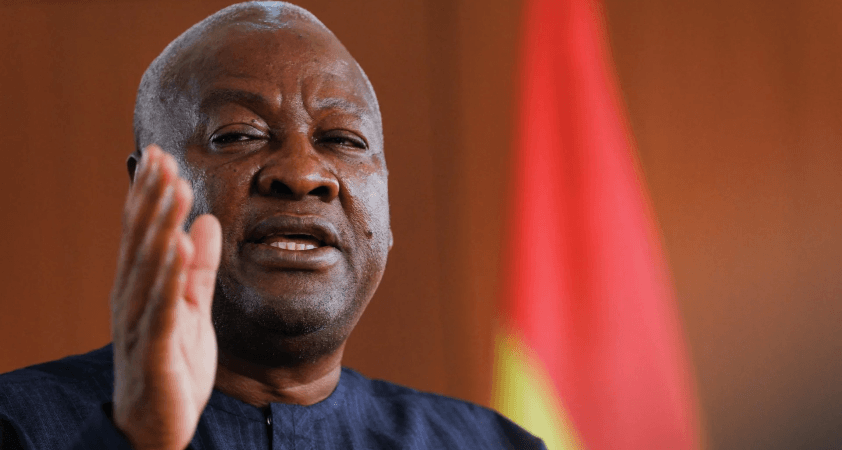 Gana, tüm Afrika ülkelerine vizeyi kaldırıyor