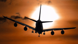 İtalya’da uçuş alarmı: 4 havalimanında jet yakıtı krizi büyüyor