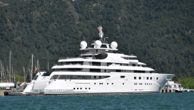 Marmaris’e dev yat yanaştı: Lüks geminin yakıt faturası şaşırttı