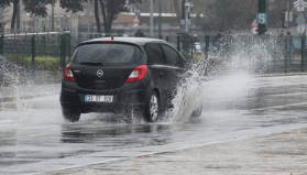 Meteoroloji'den 44 il için sarı kodlu sağanak, kar yağışı ve zirai don uyarısı yapıldı
