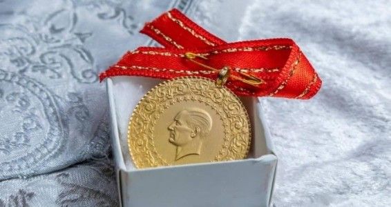 Bakan Şimşek açıkladı: 640 milyar dolar yastık altı döviz var!