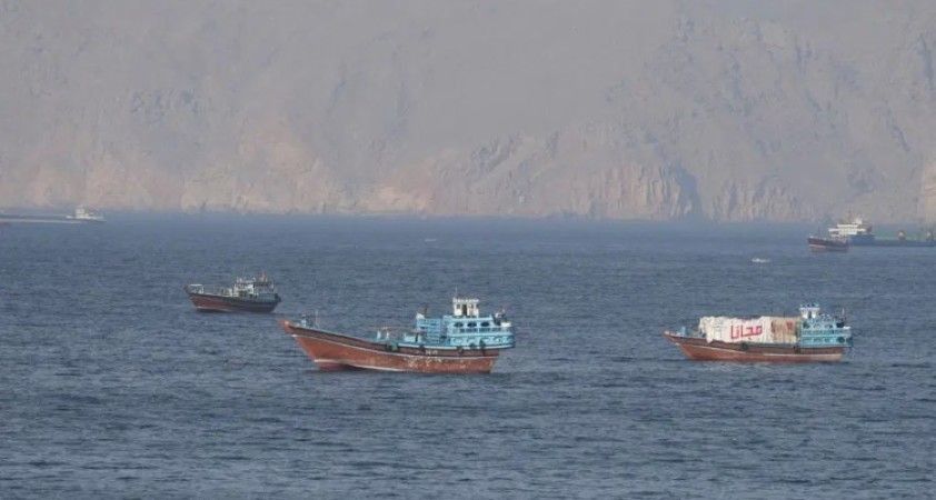 İran’dan Hürmüz Boğazı hamlesi: İlk gelir kasaya girdi