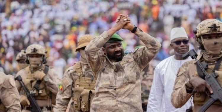 Mali ordusu, darbe girişimini bastırdığını duyurdu