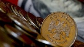 Rusya'nın bütçe açığı iki katına çıktı
