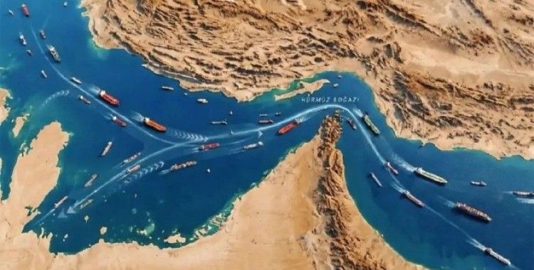 İran, Hürmüz Boğazı'nı tüm gemi trafiğine kapattığını duyurdu