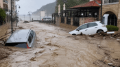 Bulgaristan'ın Karadeniz kıyısında şiddetli yağış sele yol açtı