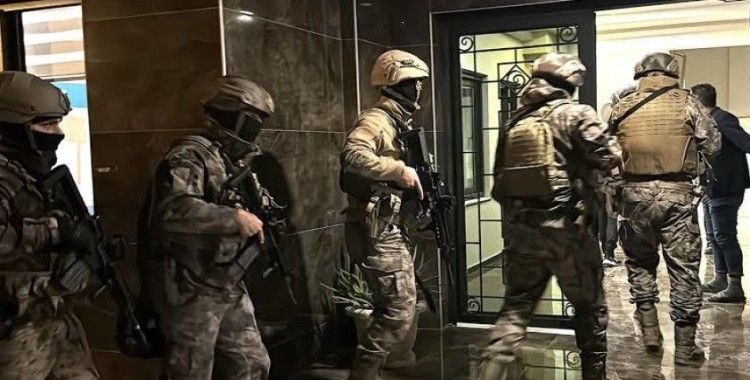 Vatandaşlık çetesine operasyonda iki iş insanı da tutuklandı: Çok sayıda gayrimenkule ve Bodrum'da bir otele el konuldu