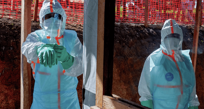 Ebola salgını durmuyor: Can kaybı 2 bini aştı