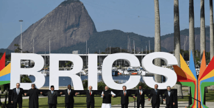 İran'dan BRICS hamlesi: Yeni Kalkınma Bankası'na katılıyor