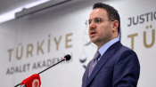 Bakan Gürlek duyurdu: Camgözler suç örgütü yöneticisi Türkiye'ye iade edilecek