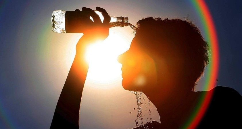 AKOM duyurdu: Afrika ve Basra sıcakları İstanbul’da günlerce etkili olacak