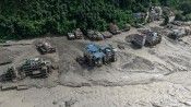 Nepal'deki sel felaketinde bilanço ağırlaşıyor: Can kaybı 903'e yükseldi