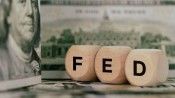 Altında faiz alarmı: Fed beklentisi fiyatları düşürdü, son rakamlar ne?