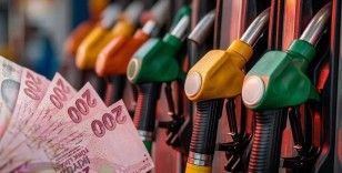 Motorin fiyatları yine değişiyor: Dün gece 5.57 lira indirim gelmişti, 2.55 lira artış olacak