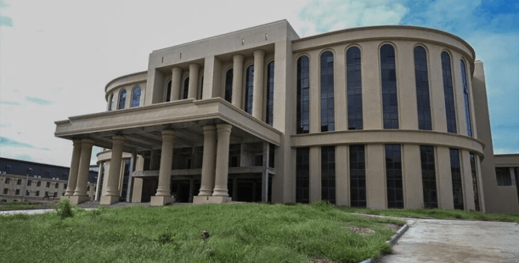 Kamboçya'daki çevrim içi dolandırıcılık merkezlerini görüntüledi