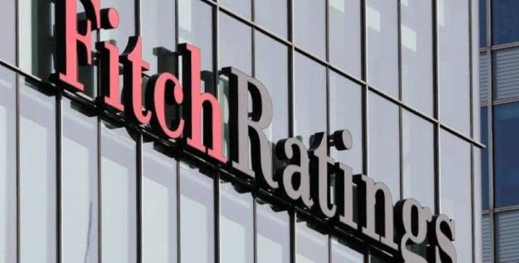 Fitch'ten fon soruşturması mesajı: Sistemik risk beklenmiyor