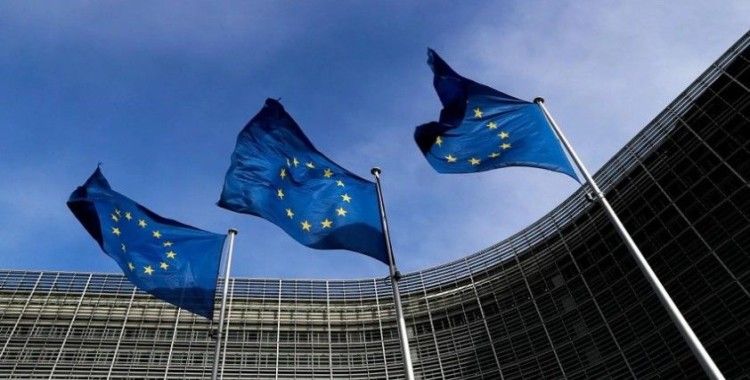 AB denetçilerinden uyarı: Borç 1 trilyon euroya ulaşabilir
