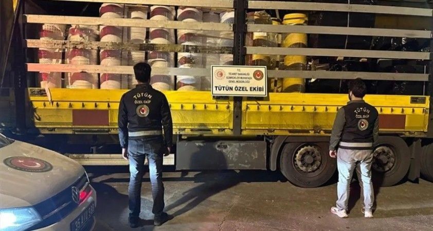 İzmir’de kaçak sigara fabrikasına operasyon: 125 milyon TL’lik ürün ele geçirildi!