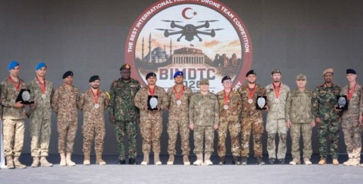 Türkiye 'Uluslararası En İyi Askeri Uçangöz Takımı Yarışması'nda şampiyon oldu