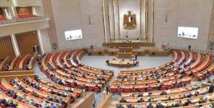 Mısır Parlamentosu Sisi’ye Suudi Arabistan’a askerî destek yetkisi verdi